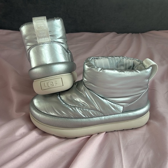 UGG Shoes - Silver Metallic Mini Uggs / Ugg Boots Never Worn